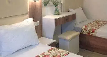 Bitez Hotell 3*